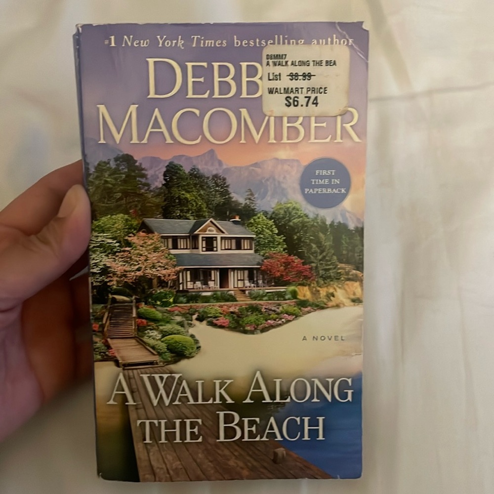 BOOK (FREE WITH PURCHASE) 🌼🌼